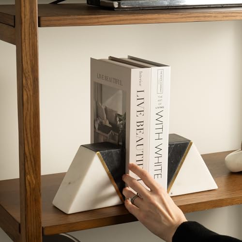 Marble bookend veining detail
