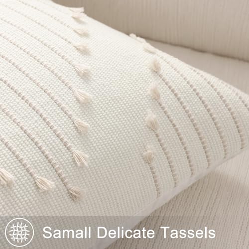 Outdoor pillow covers hidden zipper detail
